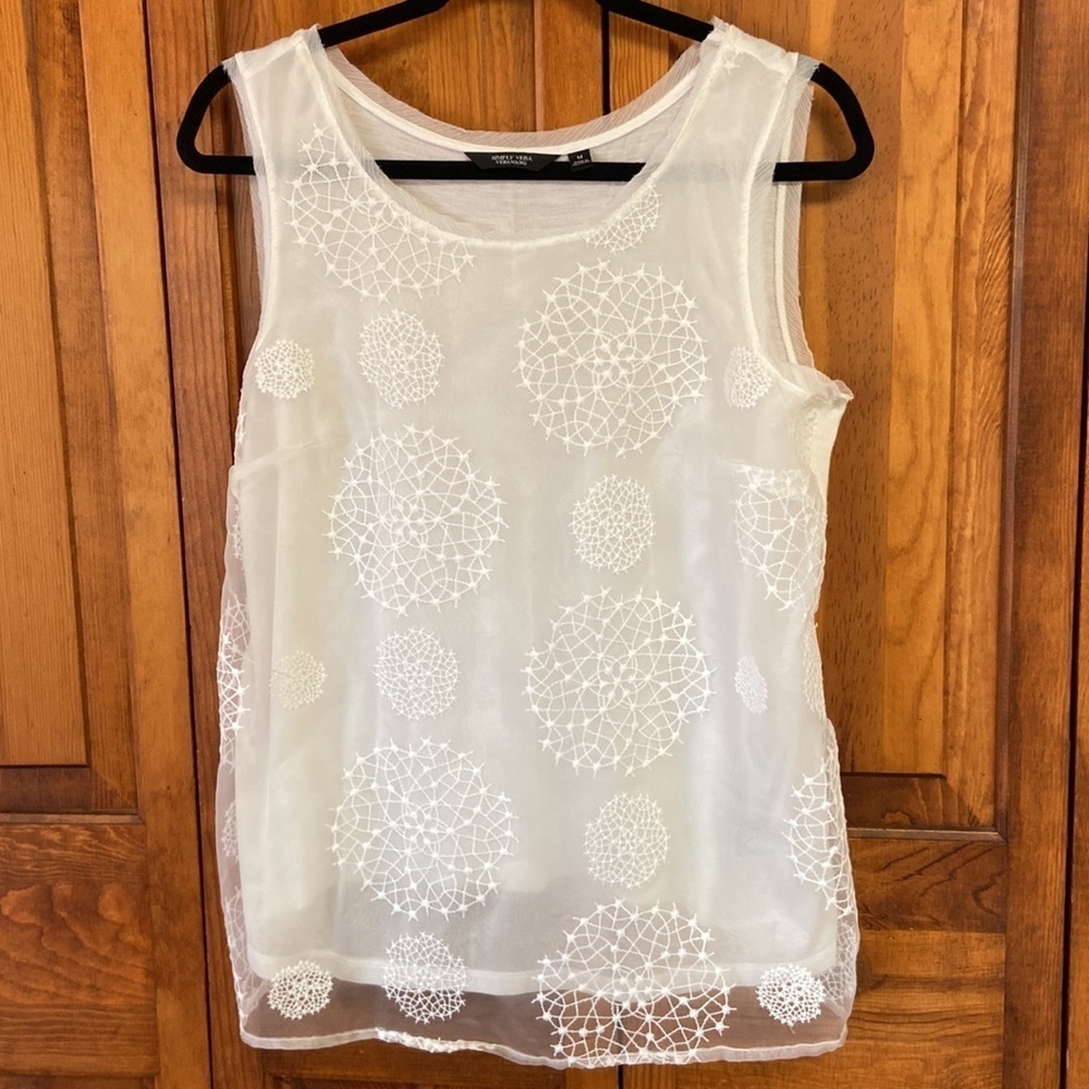 Simply Vera Vera Wang Tank Dressy Lace-like detailing Layering/Career Si…